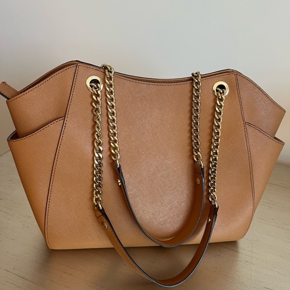 Michael Kors Jet Set Travel Chain Shoulder Bag and Matching Wallet - Picture 3 of 7